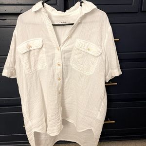 Madewell lightspun short-sleeve flap-pocket shirt. Bought in April 2022